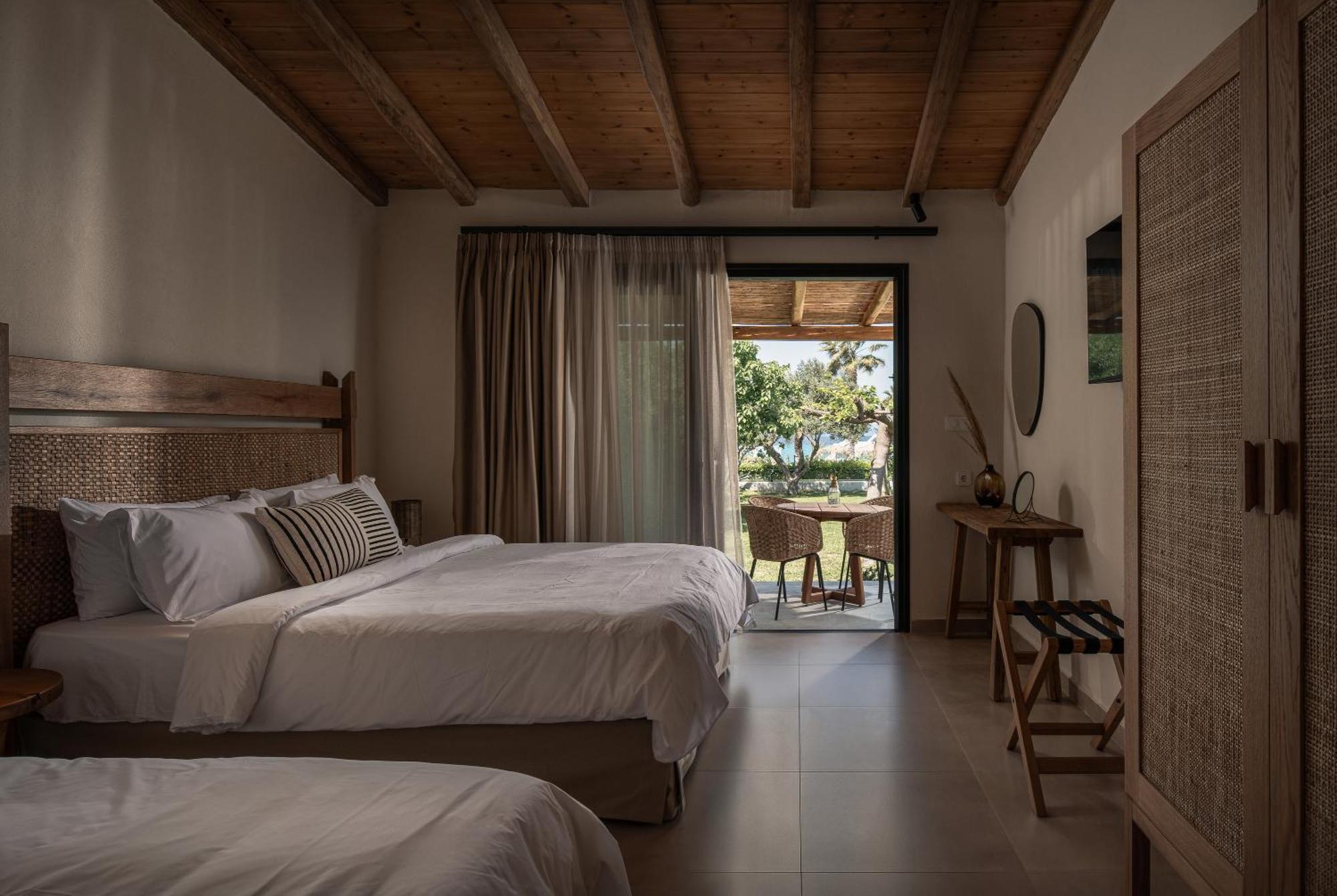 Bungalows Iphigenia Пефкохори Екстериор снимка